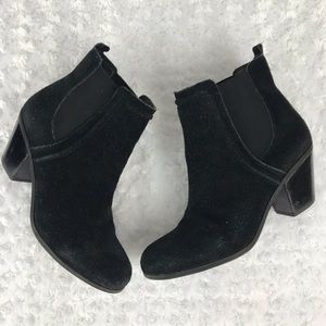 Sam Edelman Layla Pull on Suede Black Boots 8.5
